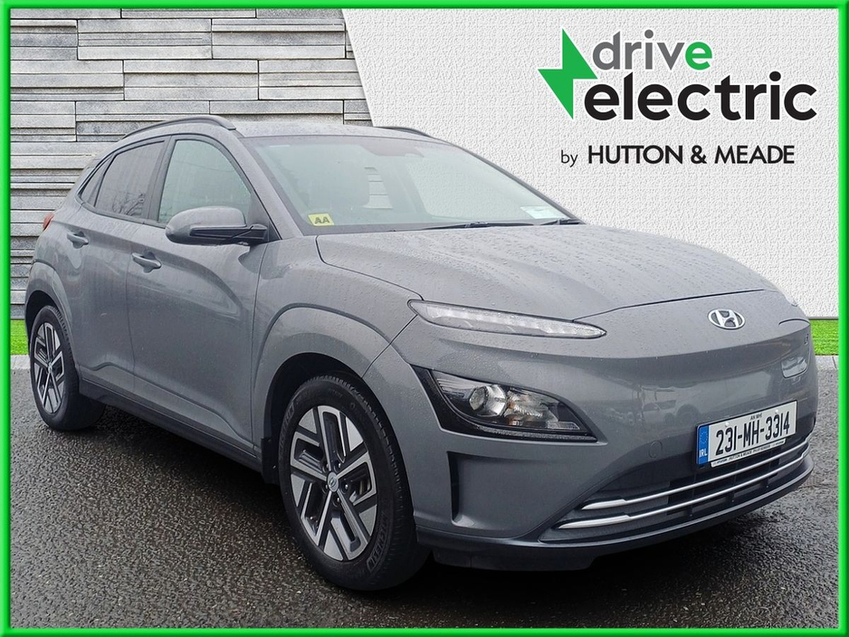 2023 Hyundai Kona Premium 64kw Range 480kms €22,999