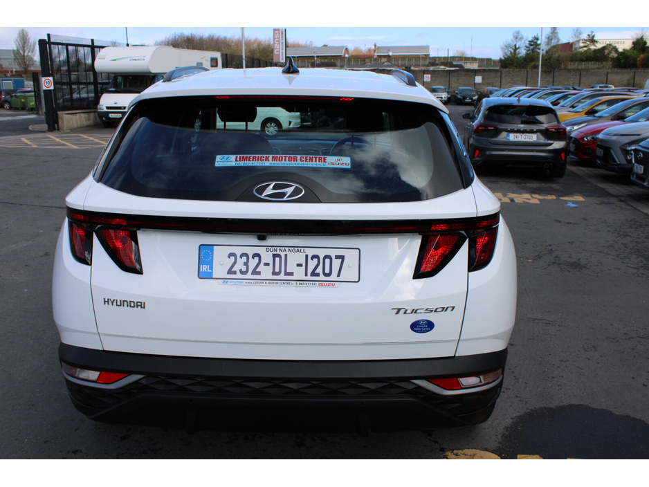 2023 Hyundai Tucson - image 4