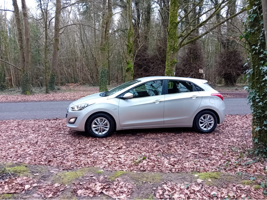 2015 Hyundai i30 - image 4