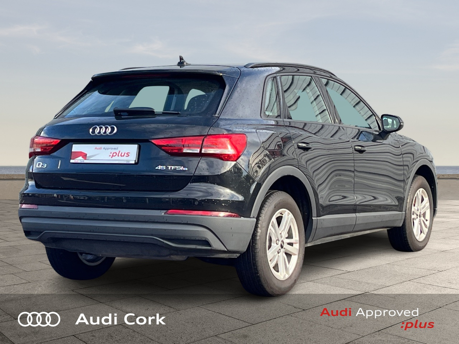 2024 Audi Q3 - image 7