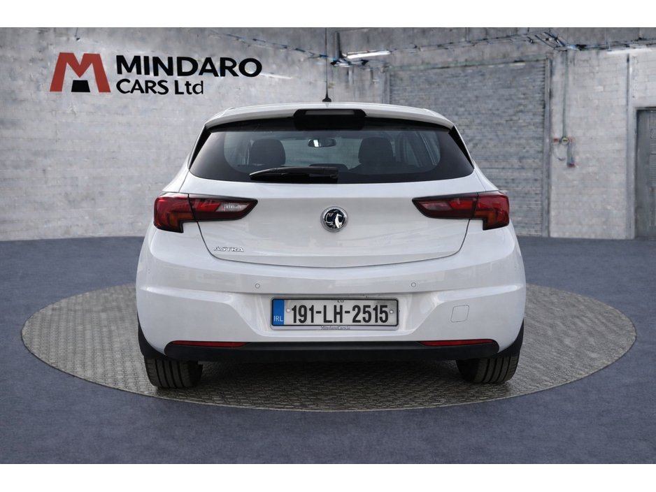 2019 Opel Astra - image 5