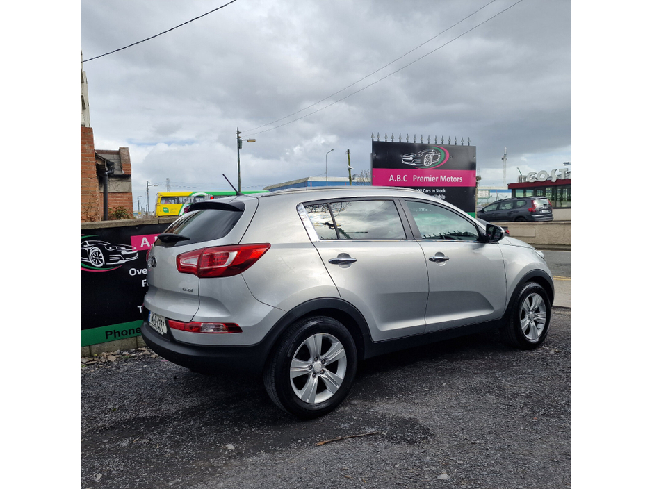 2014 Kia Sportage - image 3