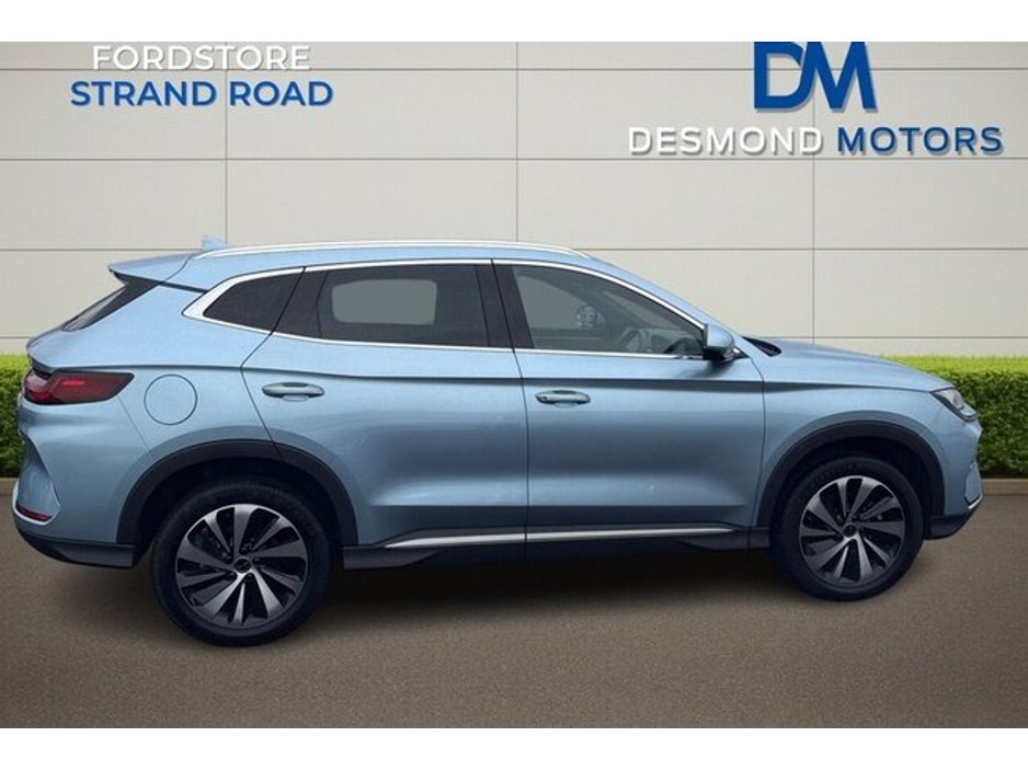 2025 BYD Seal U - image 4