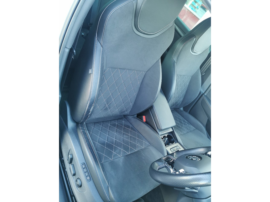 2024 Skoda Superb - image 16