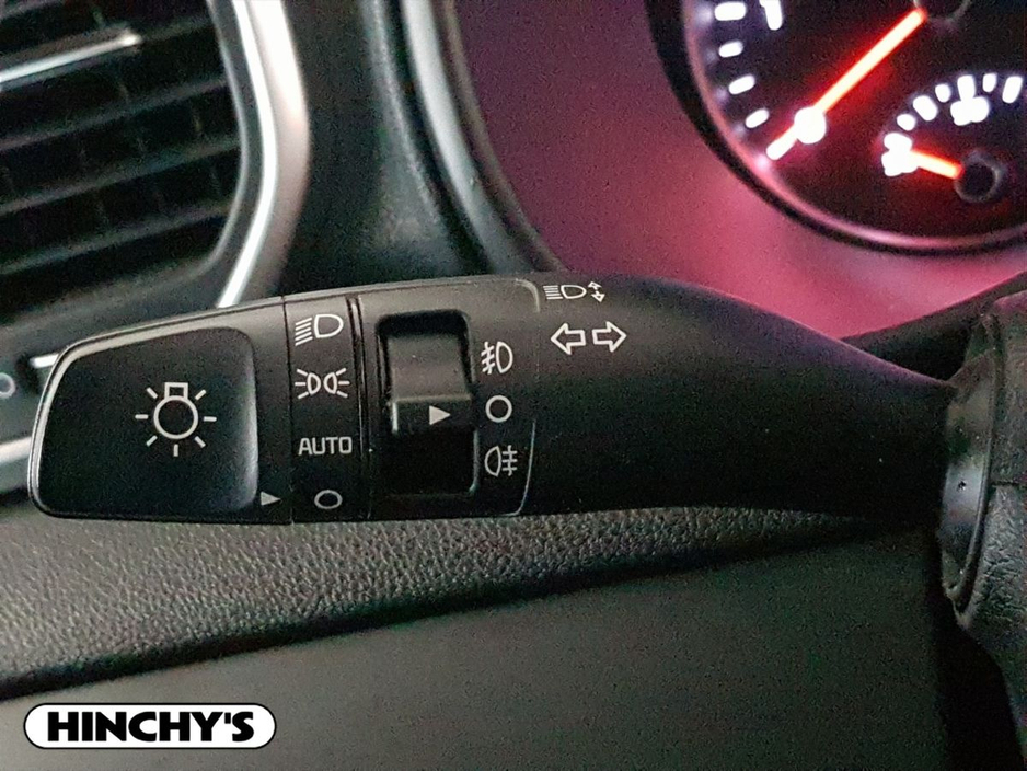 2022 Kia Sportage - image 21