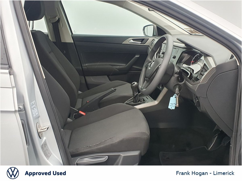 2020 Volkswagen Polo - image 8