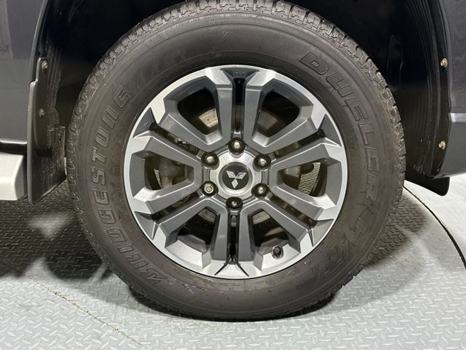 2020 Mitsubishi L200 2.3 Warrior Automatic €24,500