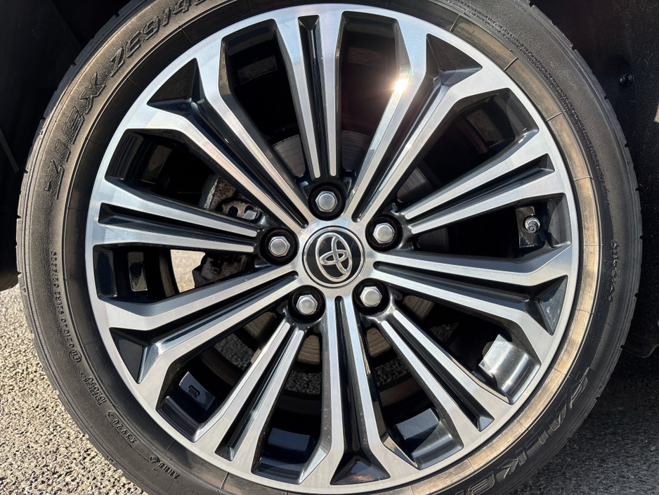 2021 Toyota Corolla - image 5