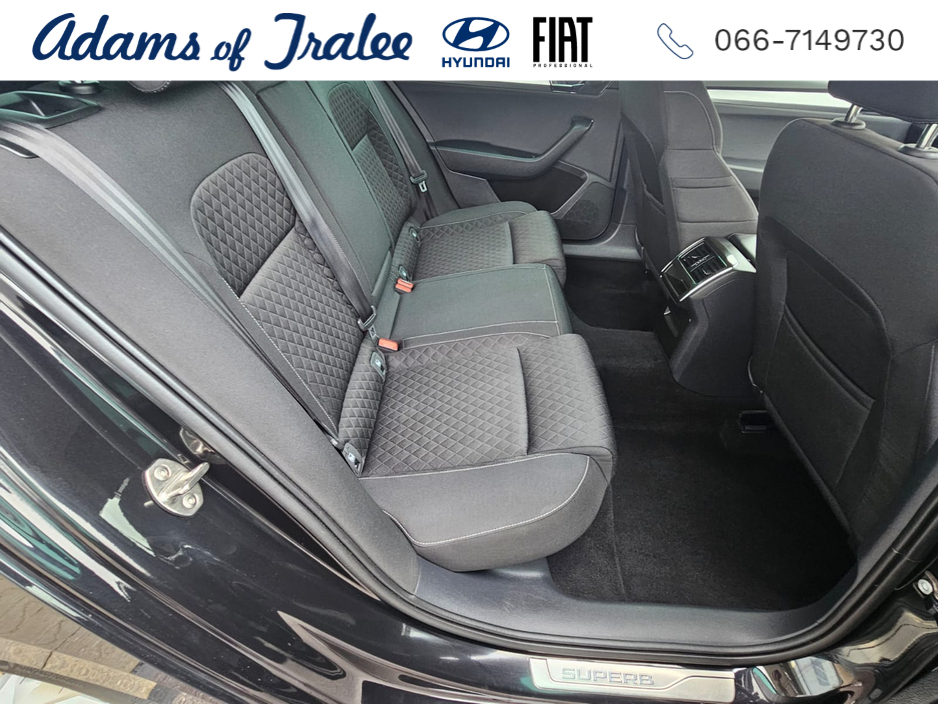 2024 Skoda Superb - image 8