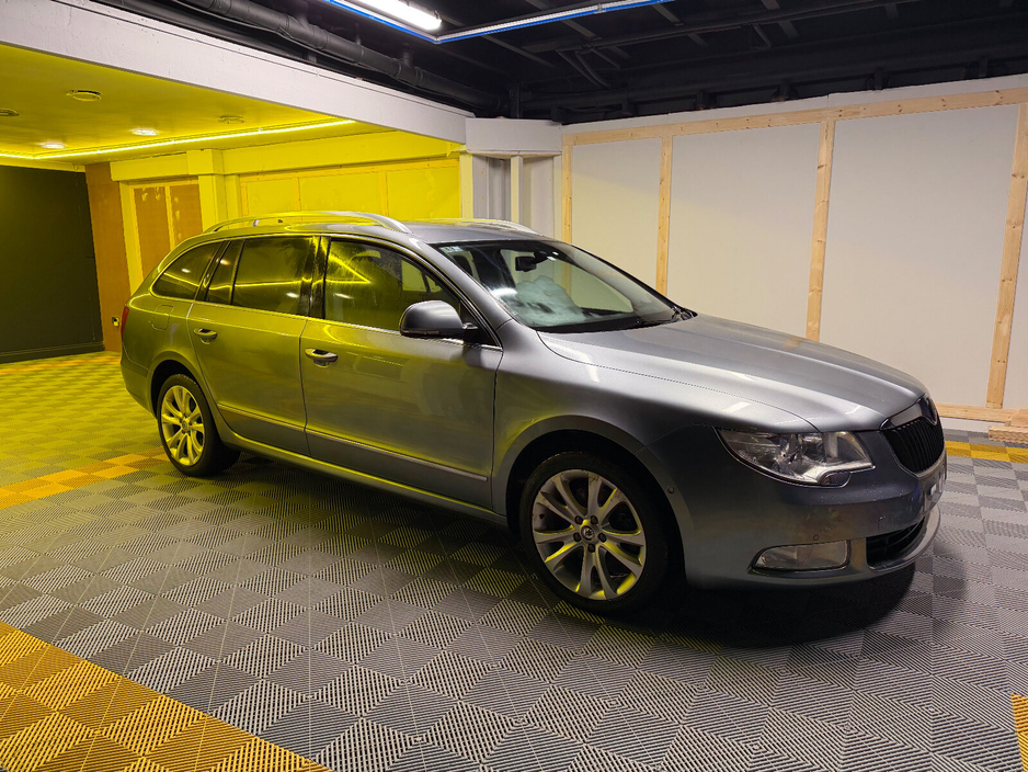 2014 Skoda Superb 2.0 TDI 140HP Elegance DSG €14,500