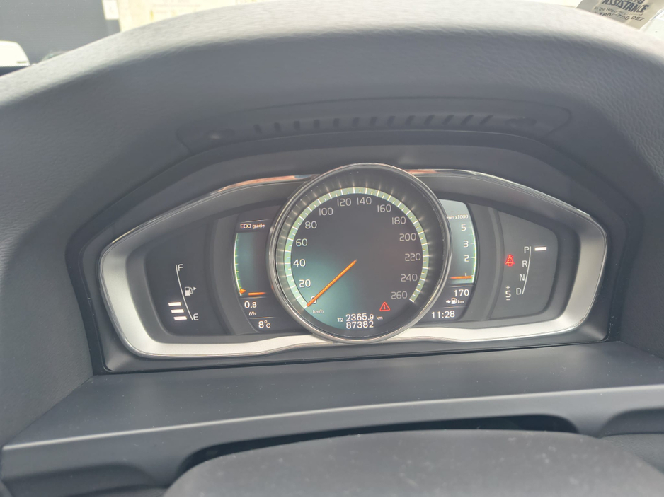 2017 Volvo V60 D3 SE LUXURY G'TRONIC 5DR AUTO CROSS COUNTRY €17,950