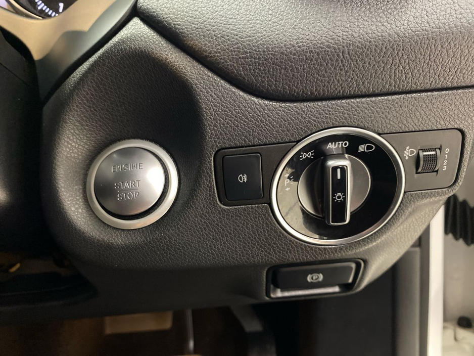 2019 Mercedes-Benz CLA Class - image 19