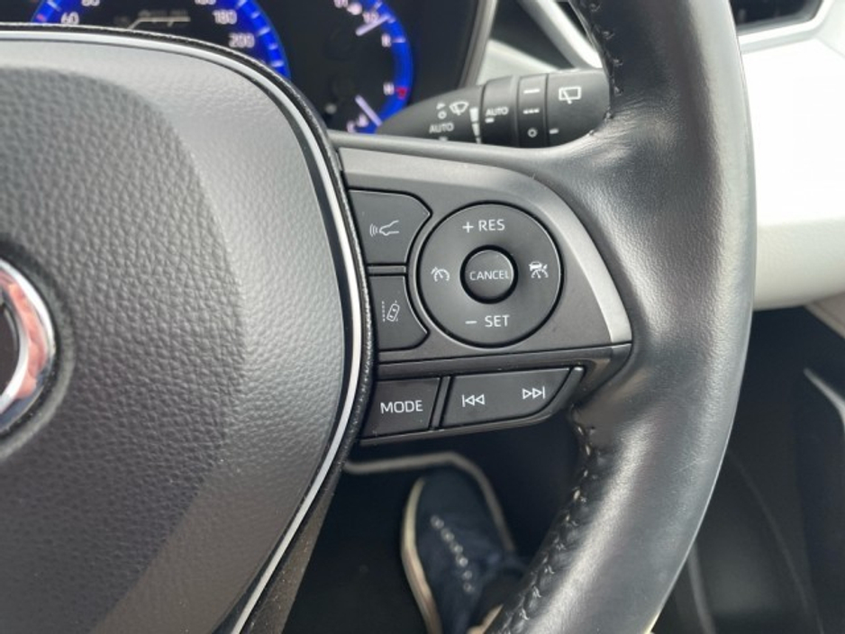 2020 Toyota Corolla - image 11