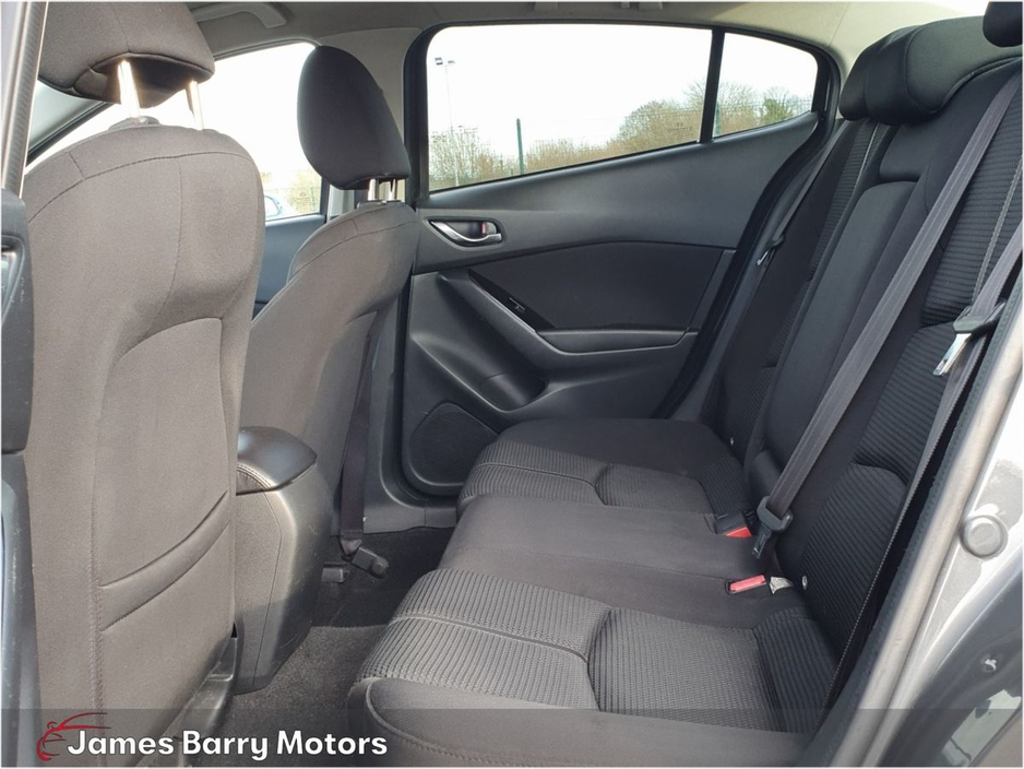 2017 Mazda Mazda3 1.5D 4DR (105ps) EXECUTIVE SE €10,950