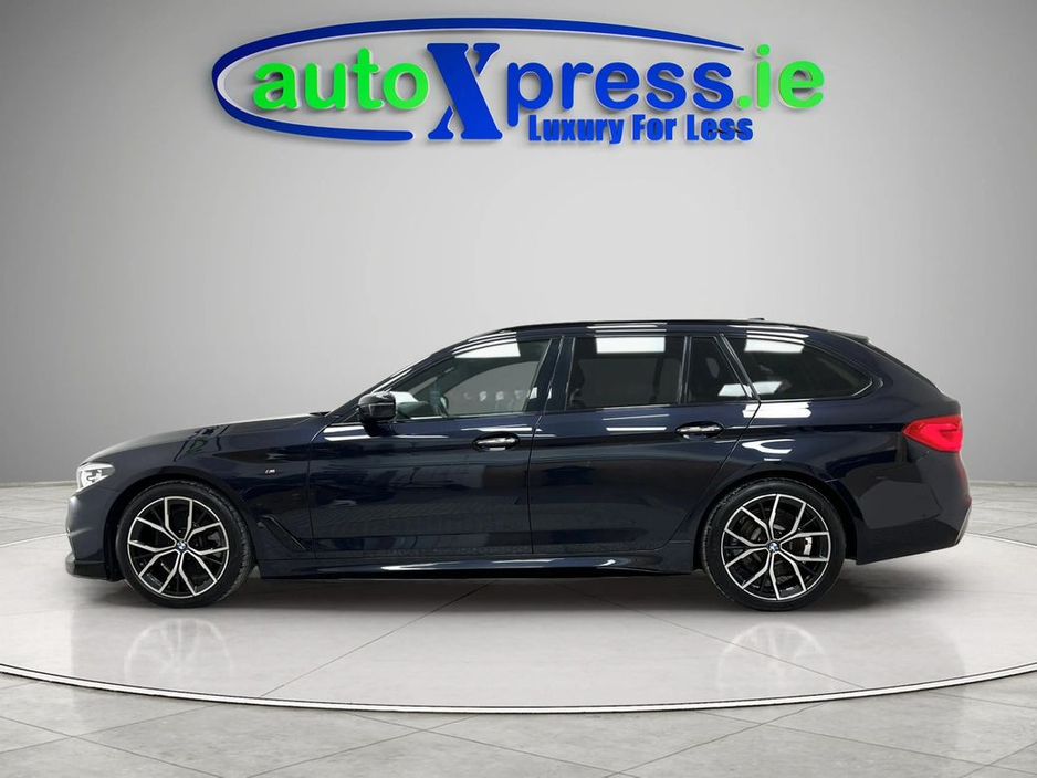 2018 BMW 5 Series - image 9