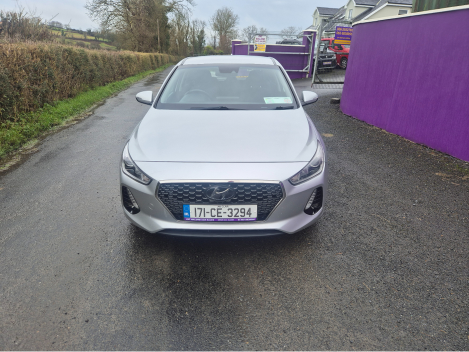 2017 Hyundai i30 SE NAV BLUE DRIVE 110 5DR 110PS €11,750
