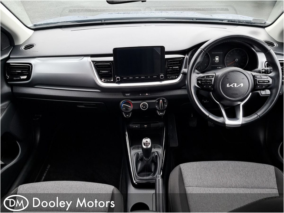 2024 Kia Stonic - image 13