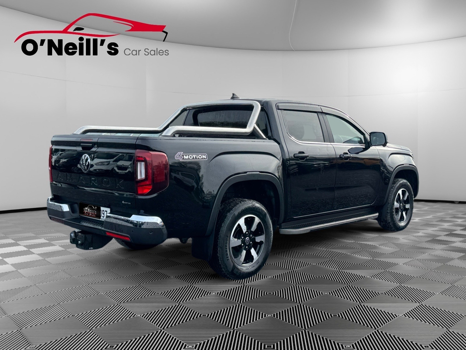 2025 Volkswagen Amarok - image 3