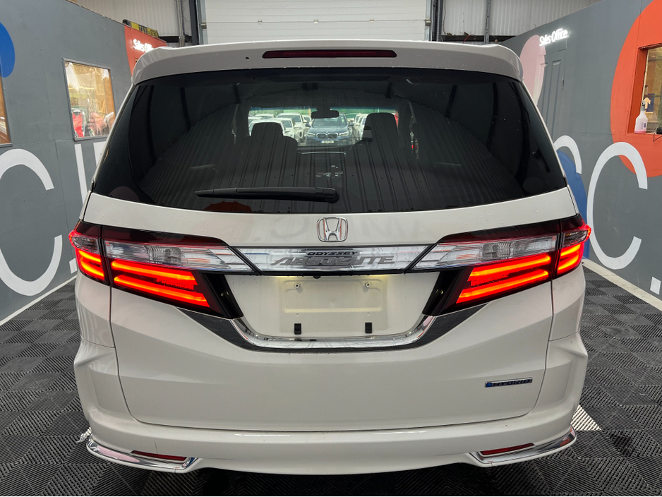 2017 Honda Odyssey €21950 2017 HONDA ODYSSEY 7 SEATER AUTOMATIC HYBRID ABSOLUTE SENSING  2.0 AUTOMATIC / ELECTRIC SEATS / REVERSE CAMERA / CRUISE CONTROL / AUTOMATIC DOORS €21,950