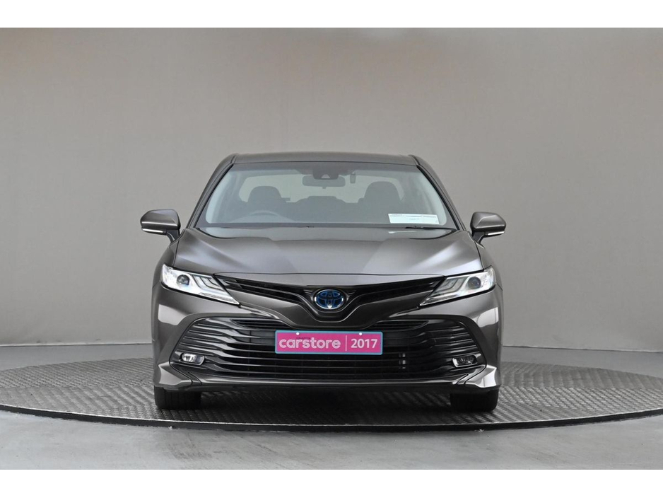 2017 Toyota Camry 2.5 HYBRID *PARK SENSORS*REVERSE CAM* €19,890