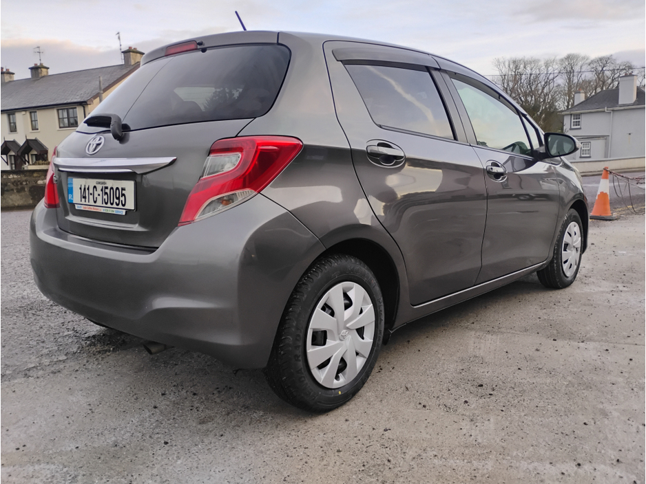 2014 Toyota Yaris DBA-NSP130 5DR AUTO €8,550