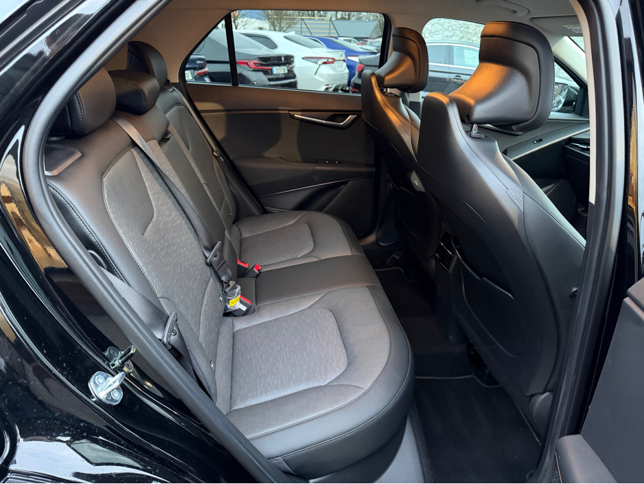 2024 Kia Niro - image 10