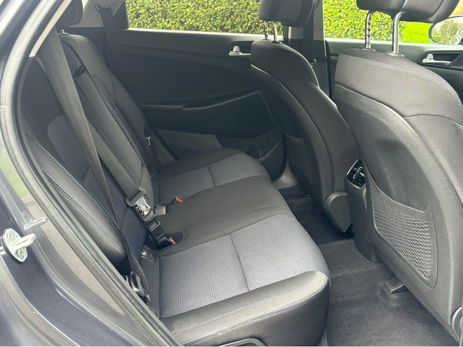 2017 Hyundai Tucson - image 8