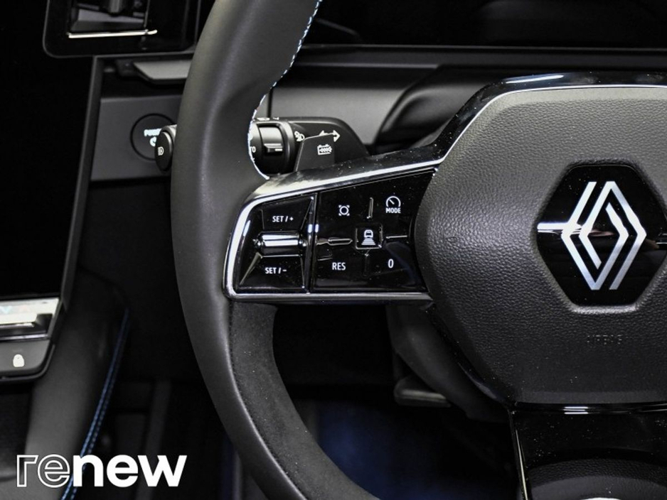 2024 Renault SCENIC E-TECH - image 24