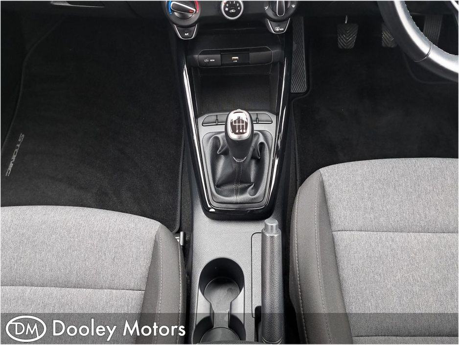 2024 Kia Stonic - image 17