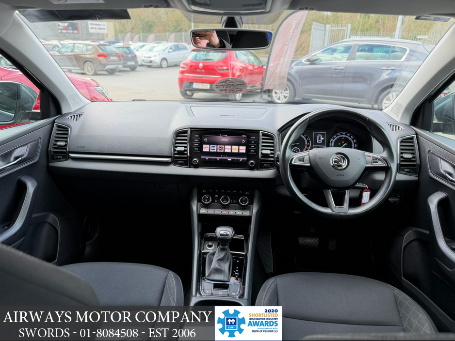 2019 Skoda Karoq - image 3