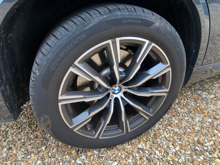 2020 BMW X5 xDrive45e M Sport €52,999