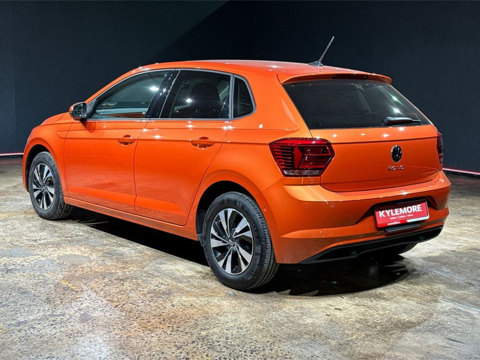 2022 Volkswagen Polo - image 5