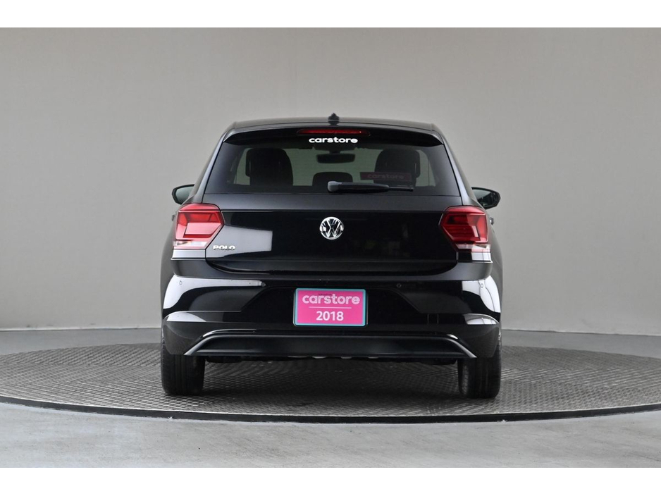 2018 Volkswagen Polo - image 8