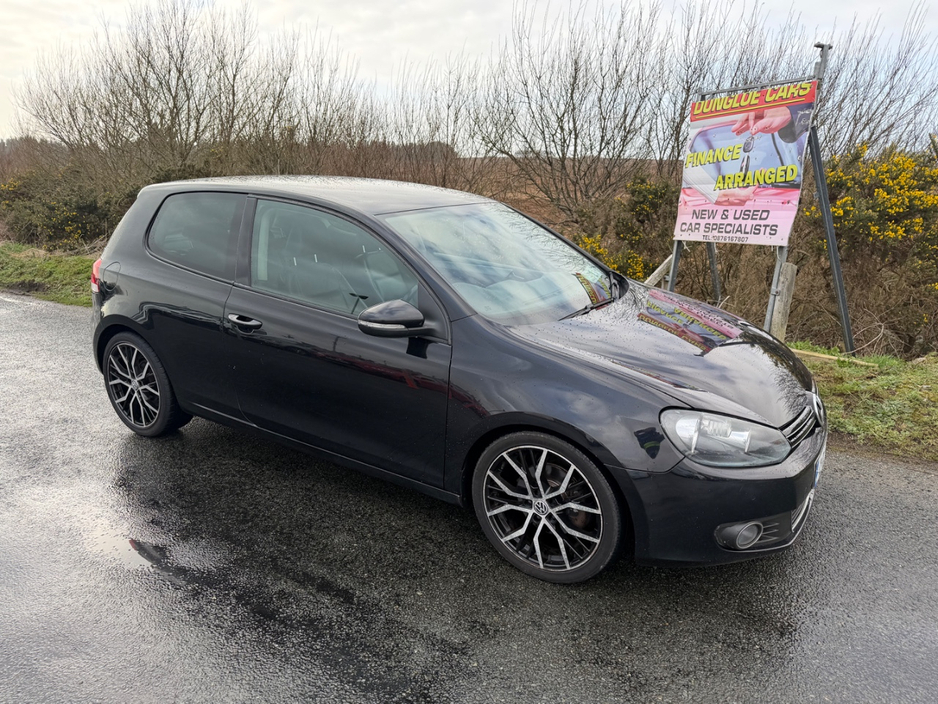 2012 Volkswagen Golf - image 8