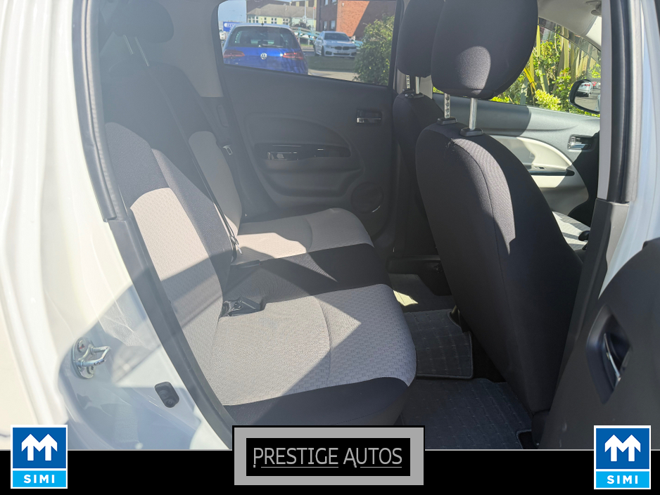 2018 Mitsubishi Mirage - image 8