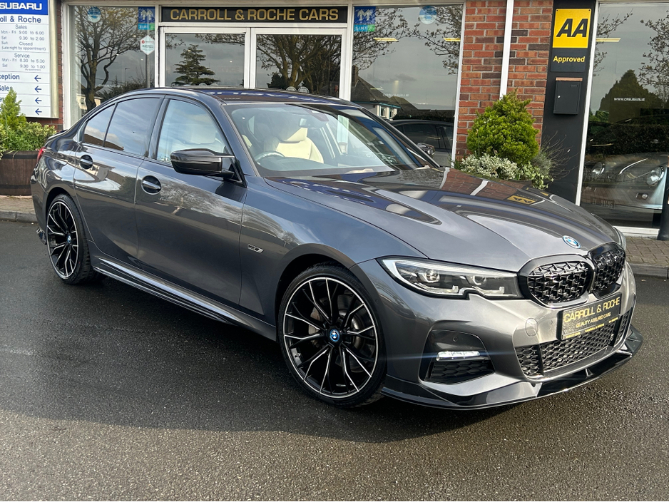 2021 BMW 3 Series - image 34