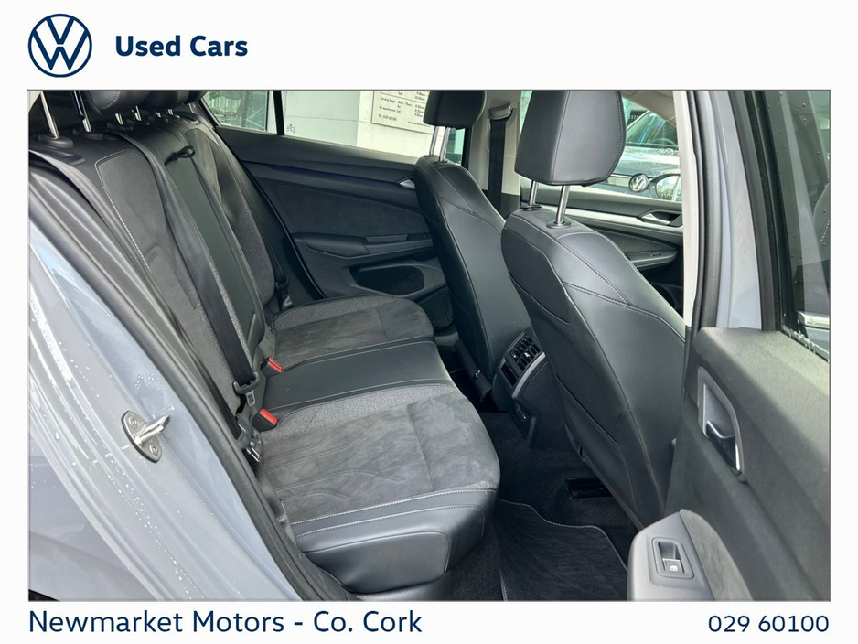 2025 Volkswagen Golf - image 3