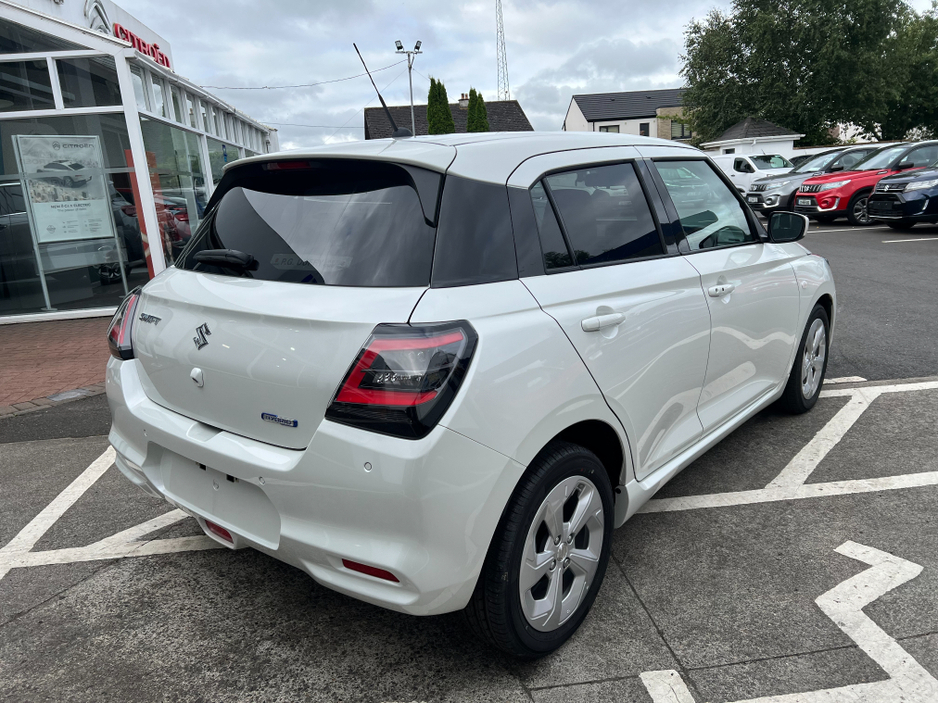 2026 Suzuki Swift motion manual  10 yr warranty available €24,000