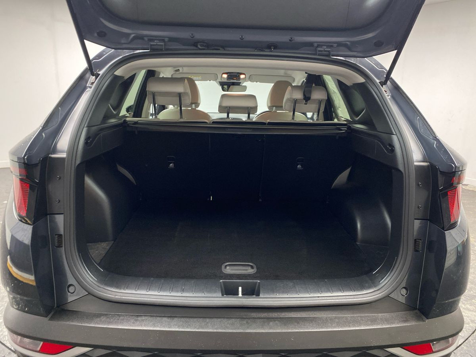 2023 Hyundai Tucson - image 9