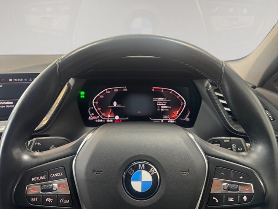 2020 BMW 1 Series - image 13