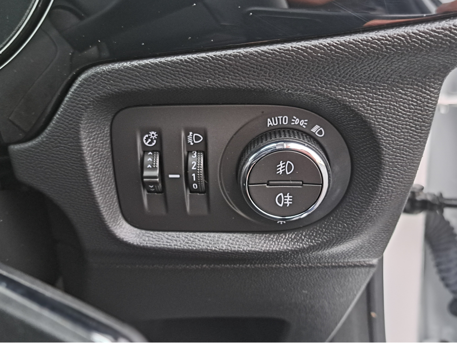 2023 Opel Corsa SRI 1.2 75BHP **REVERSING CAMERA** €16,950