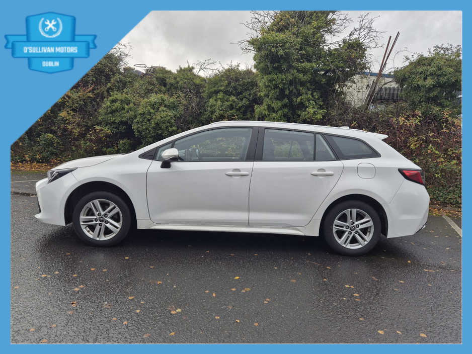 2022 Toyota Corolla - image 6