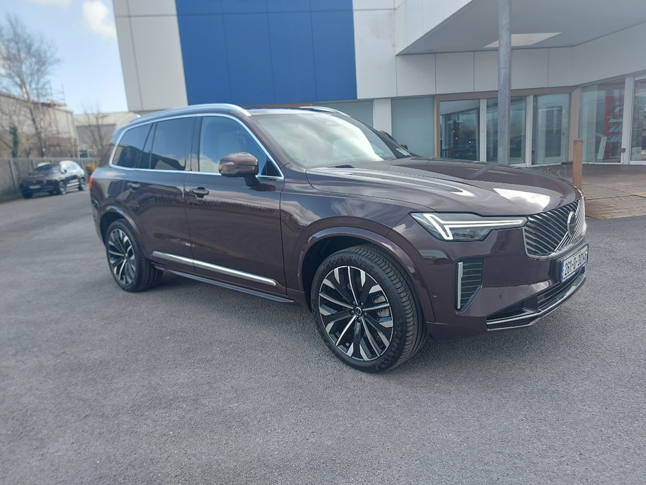 2026 Volvo XC90 - image 12