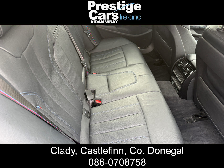 2022 BMW 5 Series - image 14