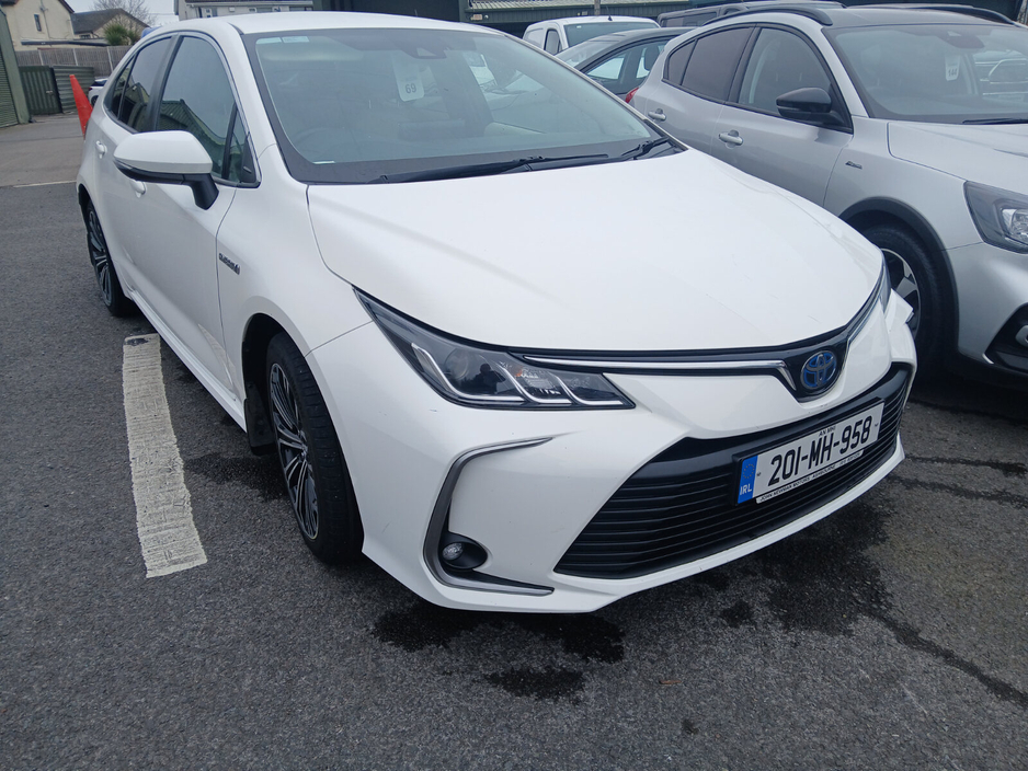 2020 Toyota Corolla - image 3