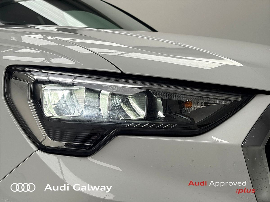 2021 Audi Q3 35 TDI 150HP SE A/T €34,450