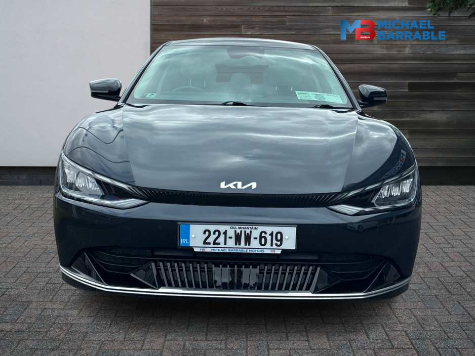 2022 Kia EV6 - image 7