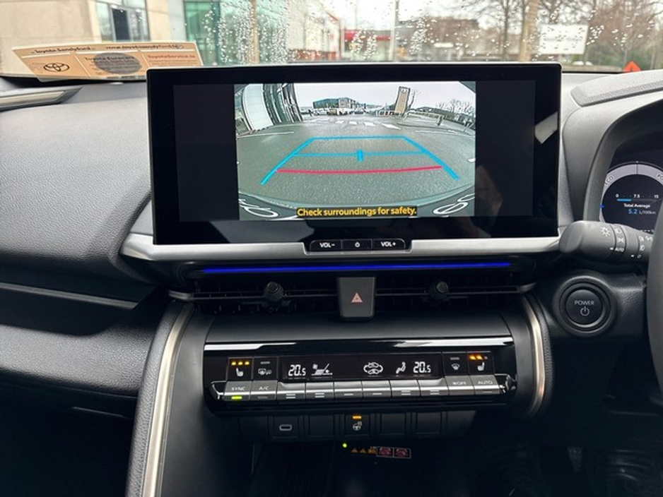 2025 Toyota C-HR - image 14