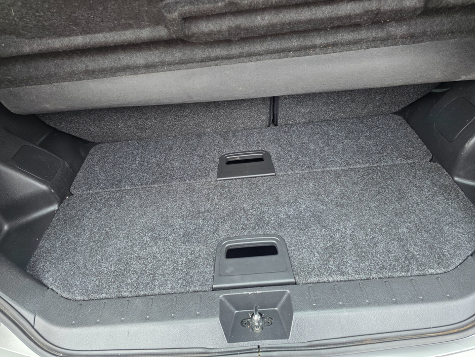 2008 Nissan Note - image 6