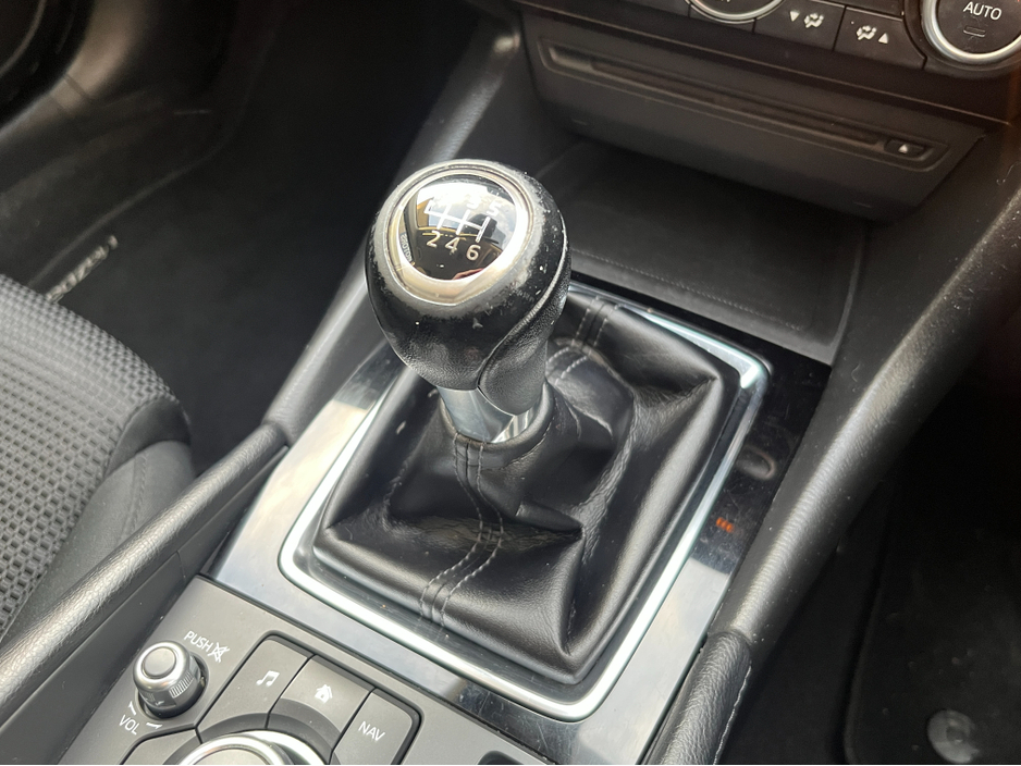 2019 Mazda Mazda3 EXECUTIVE SE 1.5 PETROL //HEATED SEATS//CARPLAY// €12,950